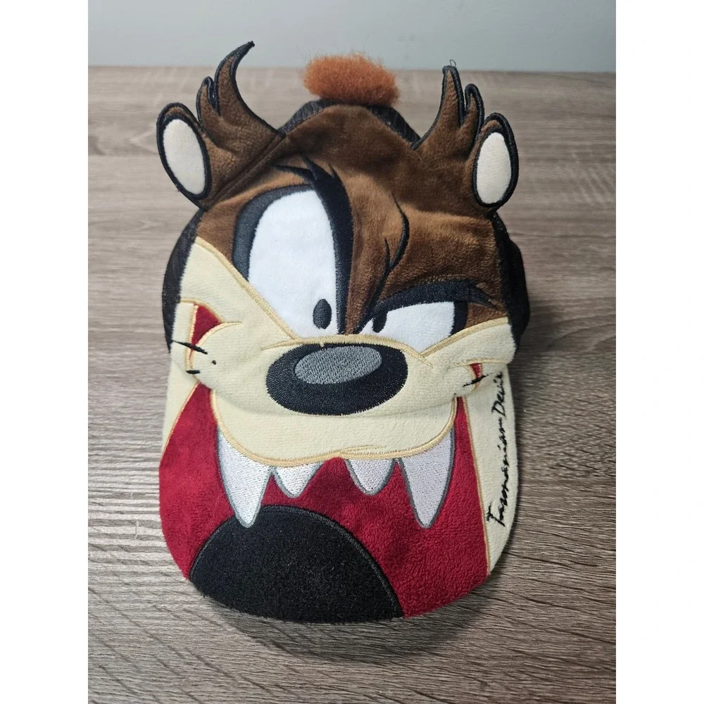 Six Flags Looney Tunes Tasmanian Devil Taz 3D Plush Trucker Hat Youth Snapback